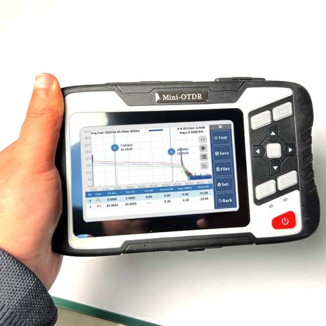 FC1500 handheld OTDR fiber optic tester
