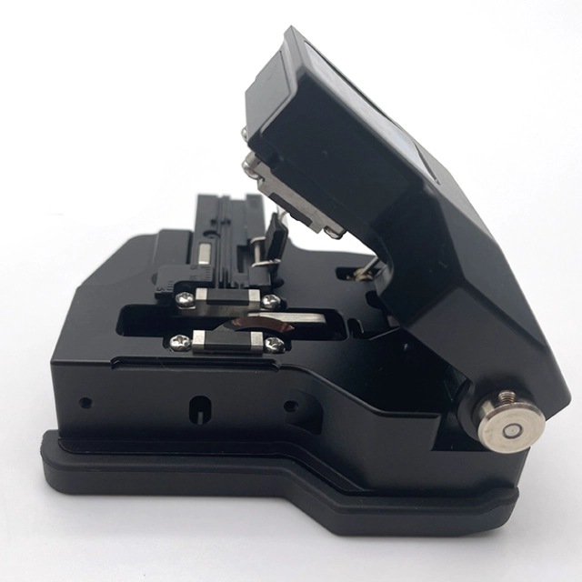 FC-90T One Step Fiber Cleaver