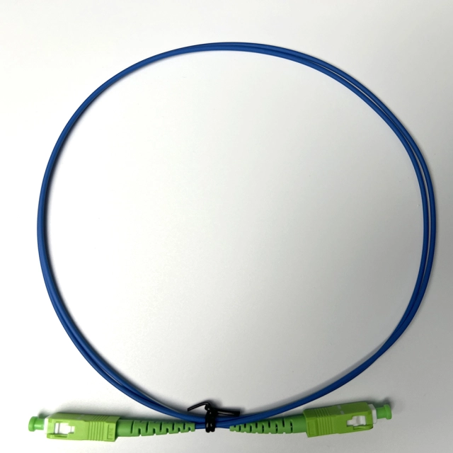 Latiguillo de fibra óptica monomodo armado SC APC G657A1