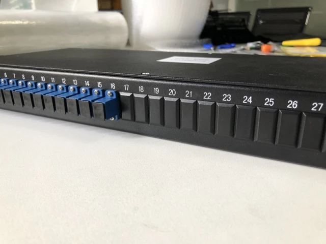 Rack Mounted PLC Splitter