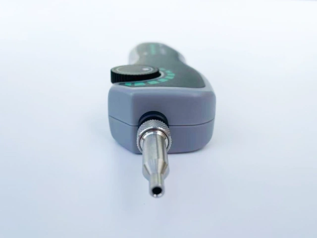 Microscópio portátil com sonda de inspeção por fibra ótica