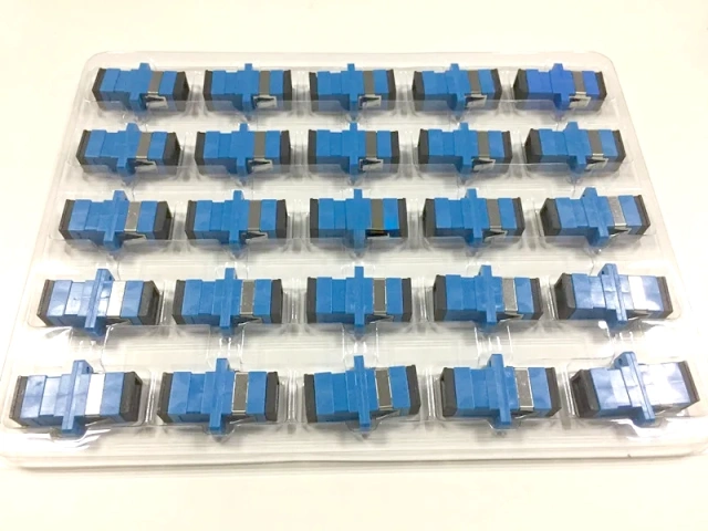 Adaptador de conector de passagem de fibra ótica SC UPC